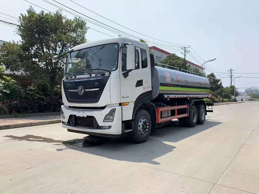 灑水車(chē)與多功能抑塵車(chē)的直接區(qū)別有哪些<div   id=
